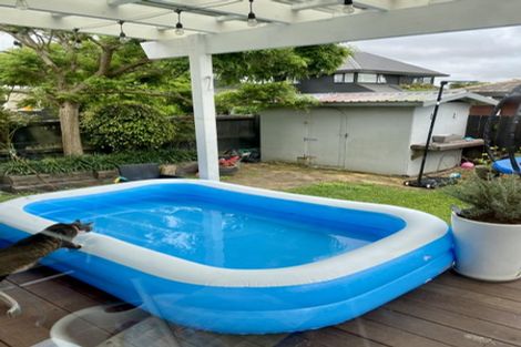 Photo of property in 1/135 Onewa Road, Northcote, Auckland, 0627