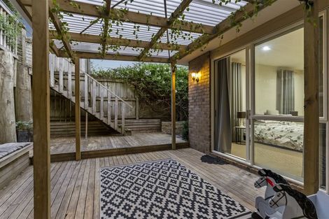 Photo of property in 180c Greenhithe Road, Greenhithe, Auckland, 0632
