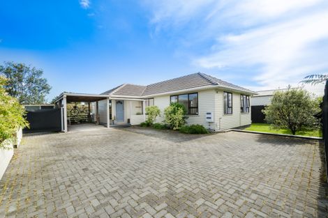 Photo of property in 4 Stafson Lane, Te Atatu Peninsula, Auckland, 0610