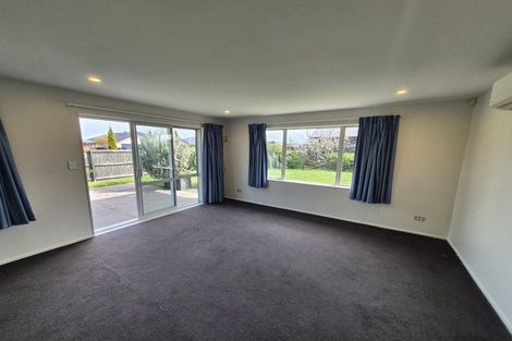 Photo of property in 6 Lloyds Close, Rolleston, 7614