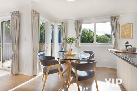 Photo of property in 23 Padnell Crescent, Paparangi, Wellington, 6037