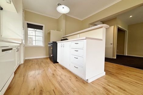 Photo of property in 2/49 Ashgrove Terrace, Somerfield, Christchurch, 8024