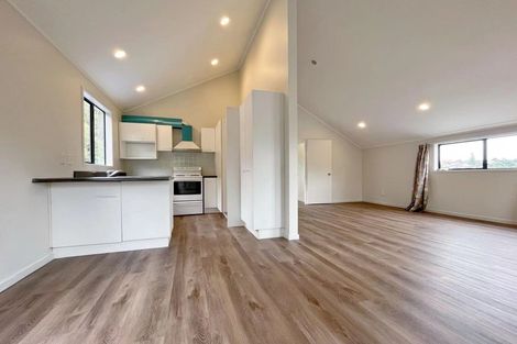 Photo of property in 1/41 Howard Road, Northcote, Auckland, 0627