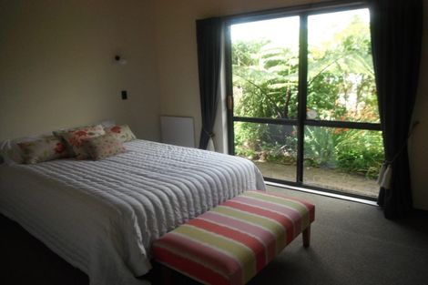 Photo of property in 10a Seaview Road, Paremata, Porirua, 5024