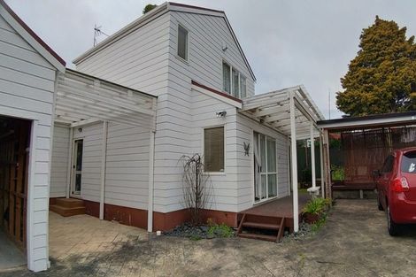 Photo of property in 10 Granville Drive, Massey, Auckland, 0614