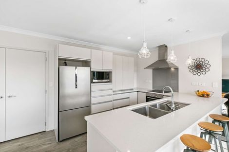 Photo of property in 14 Ko Place, Pyes Pa, Tauranga, 3112