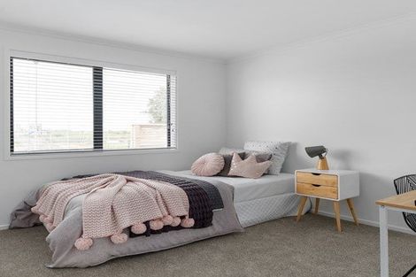 Photo of property in 10 Turepo Way, Owhata, Rotorua, 3010