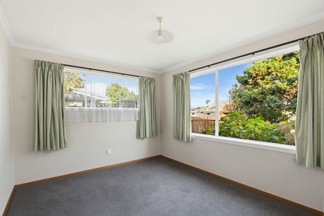 Photo of property in 10 Aztec Place, Redwood, Christchurch, 8051
