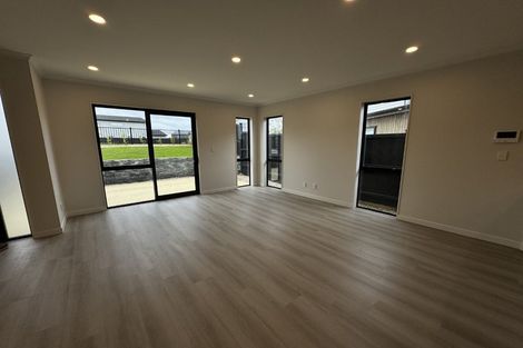 Photo of property in 3 Kikorangi Drive, Wainui, 0992