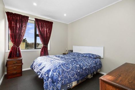 Photo of property in 82 Bell Street, Tawa, Wellington, 5028