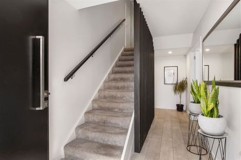 Photo of property in 2/2 Wairarapa Terrace, Merivale, Christchurch, 8014