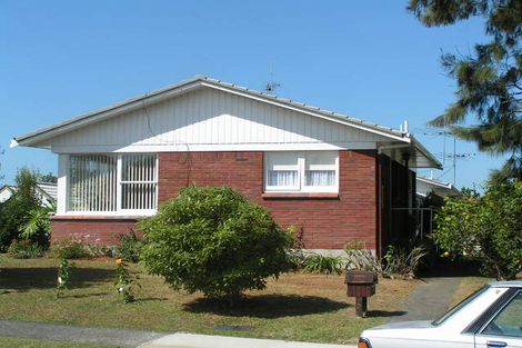 Photo of property in 1/38 Knightsbridge Drive, Forrest Hill, Auckland, 0620