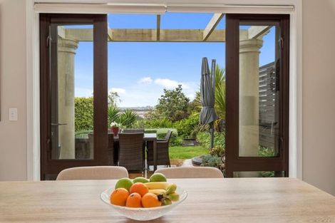 Photo of property in 140 Gills Road, Albany Heights, Auckland, 0632