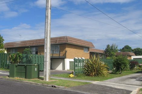 Photo of property in 94 Lynwood Road, New Lynn, Auckland, 0600