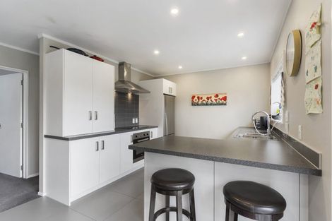 Photo of property in 148 Carnoustie Drive, Wattle Downs, Auckland, 2103