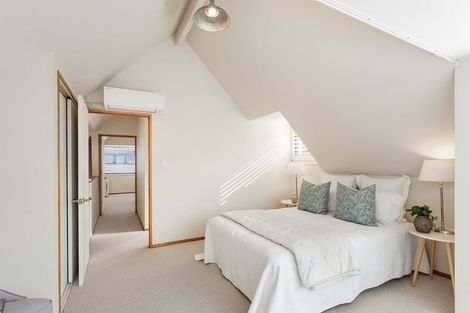 Photo of property in 114b Memorial Avenue, Burnside, Christchurch, 8053
