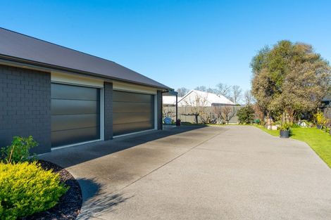 Photo of property in 27 Chamberlain Road, Masterton, 5888