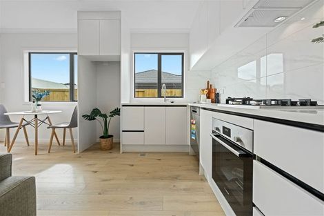 Photo of property in 48u1 Heath Street, Saint Andrews, Hamilton, 3200