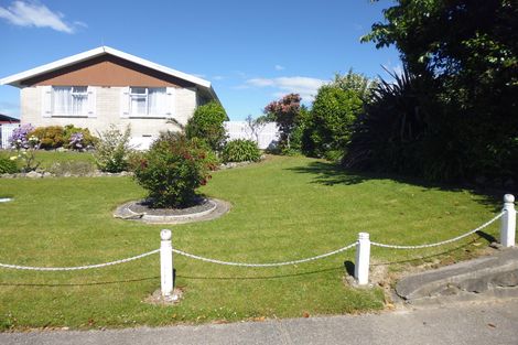 Photo of property in 32 Farnworth Crescent, Whakatane, 3120