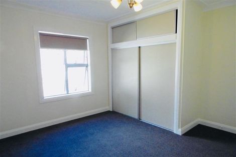 Photo of property in 14 Calvert Road, Moturoa, New Plymouth, 4310