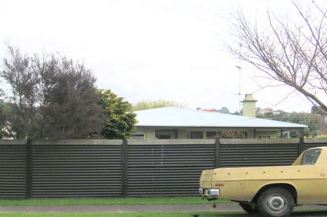 Photo of property in 15 Goods Road, Otumoetai, Tauranga, 3110