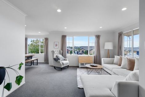 Photo of property in 14 Everton Place, Grandview Heights, Hamilton, 3200