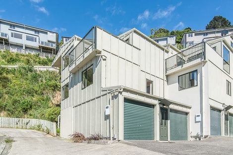 Photo of property in 3 Onslow Road, Khandallah, Wellington, 6035