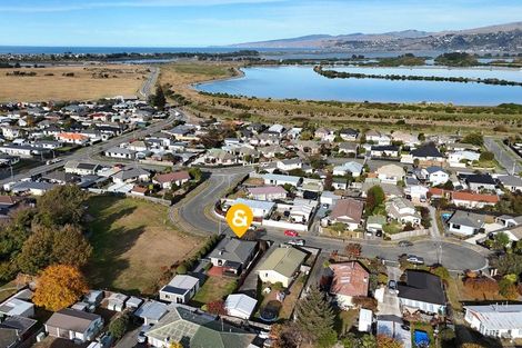 Photo of property in 12 Rosanna Place, Aranui, Christchurch, 8061