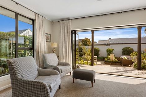 Photo of property in 15 Mcdougall Avenue, St Albans, Christchurch, 8014