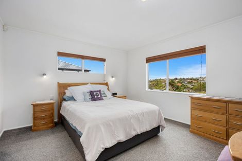 Photo of property in 108 Stapleford Crescent, Browns Bay, Auckland, 0630