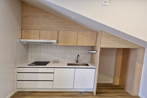 Photo of property in 3/1 Kaponga Crescent, New Lynn, Auckland, 0600