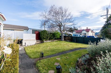Photo of property in 143 Kenmure Road, Kenmure, Dunedin, 9011