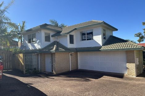 Photo of property in 2/16 Belgate Place, Somerville, Auckland, 2014