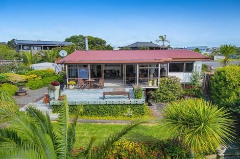 Photo of property in 39 Zealandia Road, Manly, Whangaparaoa, 0930