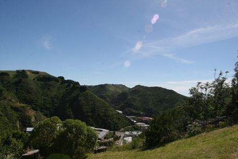 Photo of property in 61 Mandalay Terrace, Khandallah, Wellington, 6035