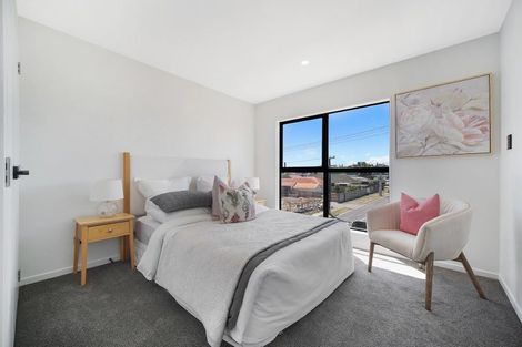Photo of property in 7/26 Dale Crescent, Pakuranga, Auckland, 2010