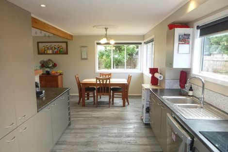 Photo of property in 17 Clyma Place, Massey, Auckland, 0614
