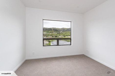 Photo of property in 7u3 Handyside Street, Tawa, Wellington, 5028