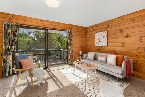 Photo of property in 8 Shackle Lane, Whitby, Porirua, 5024