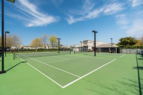 Photo of property in 16 Riverbank Road, Northwood, Christchurch, 8051