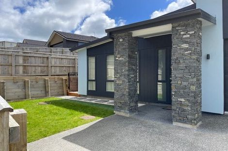 Photo of property in 11 Topsail Way, Whitby, Porirua, 5024