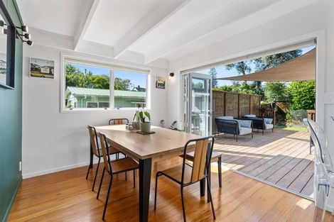 Photo of property in 13a Nikau Street, New Lynn, Auckland, 0600