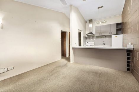 Photo of property in 219f6 Grant Road, Thorndon, Wellington, 6011