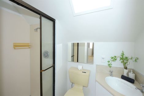 Photo of property in 10 Glenburn Place, Avonhead, Christchurch, 8042