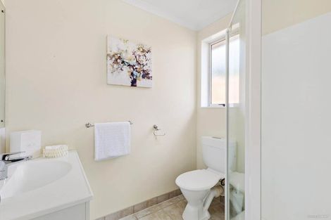 Photo of property in 12 Mt Lebanon Crescent, The Gardens, Auckland, 2105