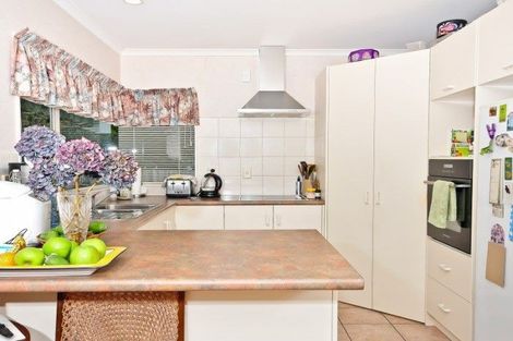 Photo of property in 8 Hollinger Place, Nawton, Hamilton, 3200