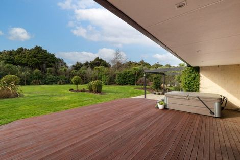 Photo of property in 40 Matua Grove, Otatara, Invercargill, 9879