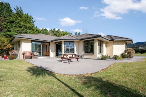 Photo of property in 174c Lund Road, Aongatete, 3178