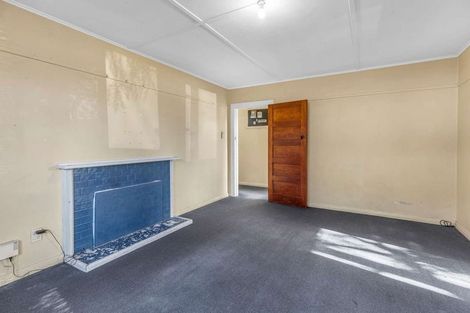 Photo of property in 616 Featherston Street, Roslyn, Palmerston North, 4414