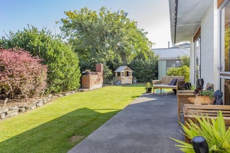 Photo of property in 16 Johns Road, Rangiora, 7400